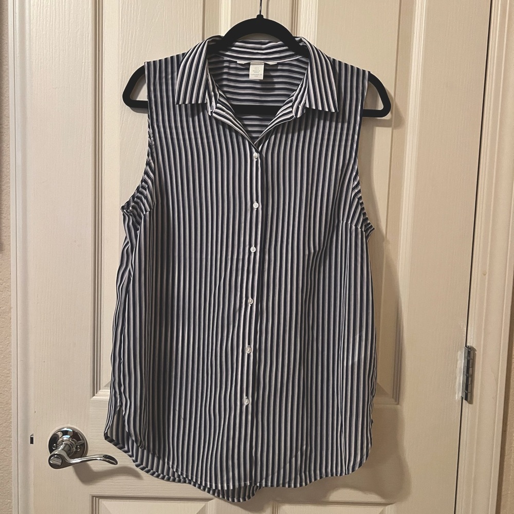 Business Casual Button Down Shirt